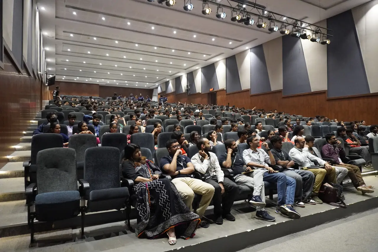 Farlands closing ceremony audience