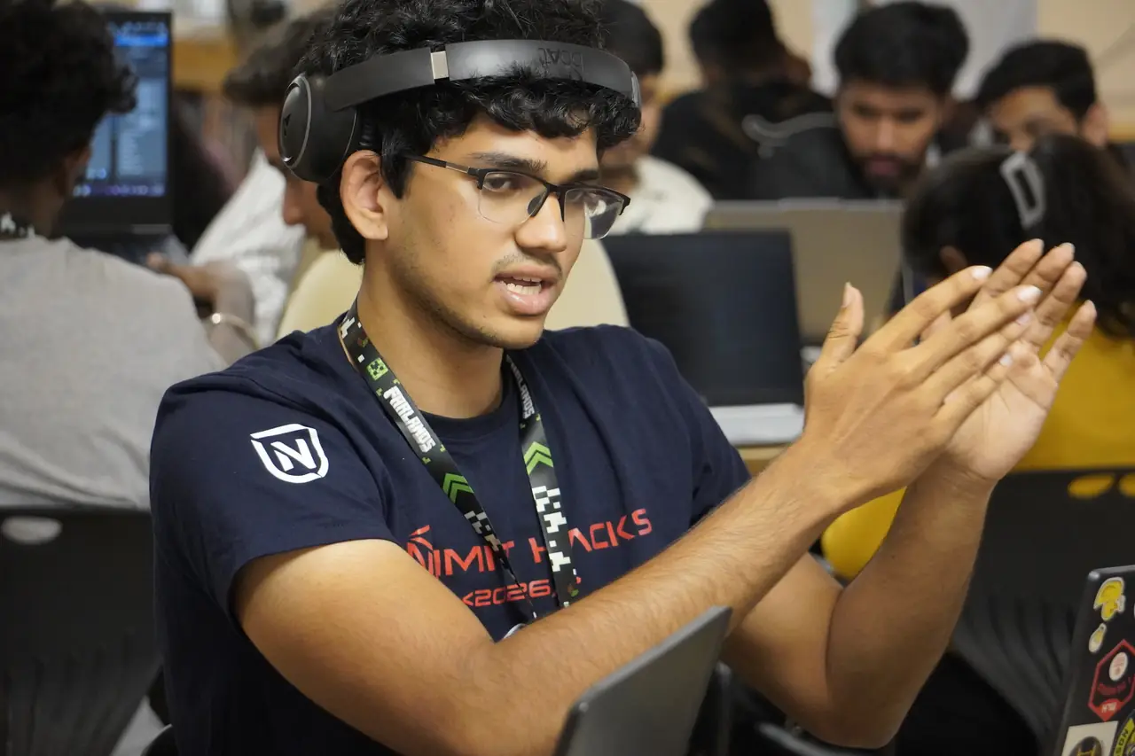 A participant pitching to mentors