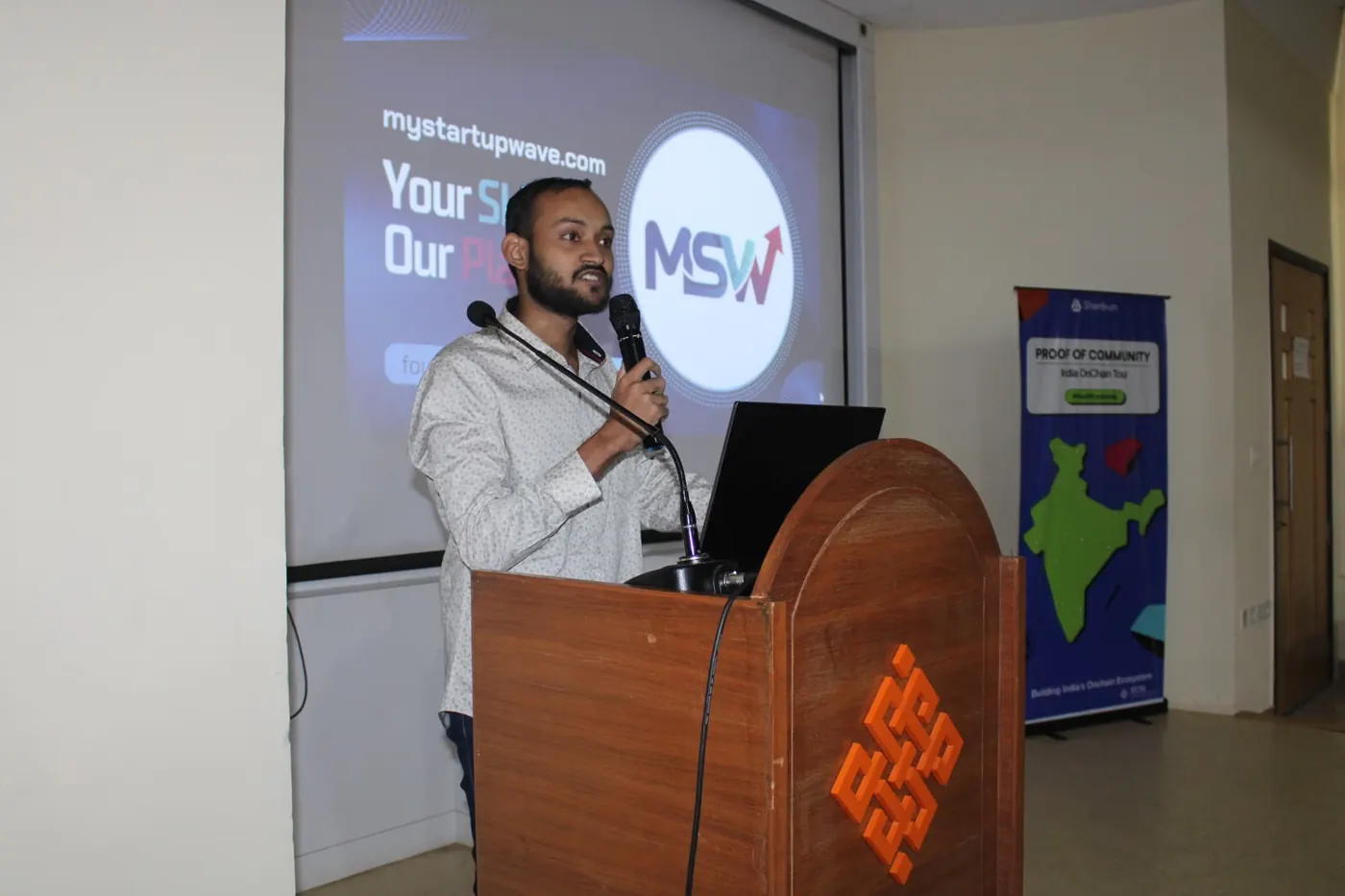 Amit Kumar Singh presenting MyStartupWave – your skills, our platform