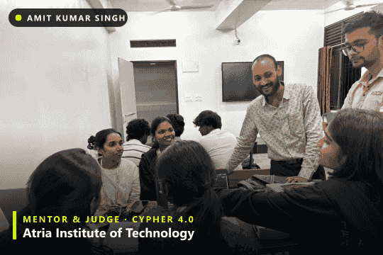 Amit Kumar Singh presenting the CYPHER 4.0 prizes